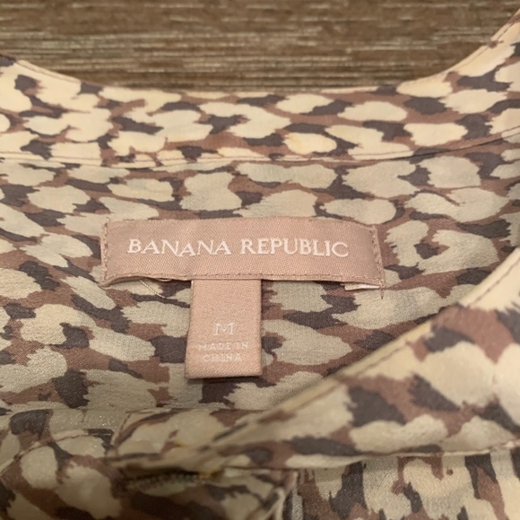 Banana Republic Animal Print Top - Picture 3 of 3